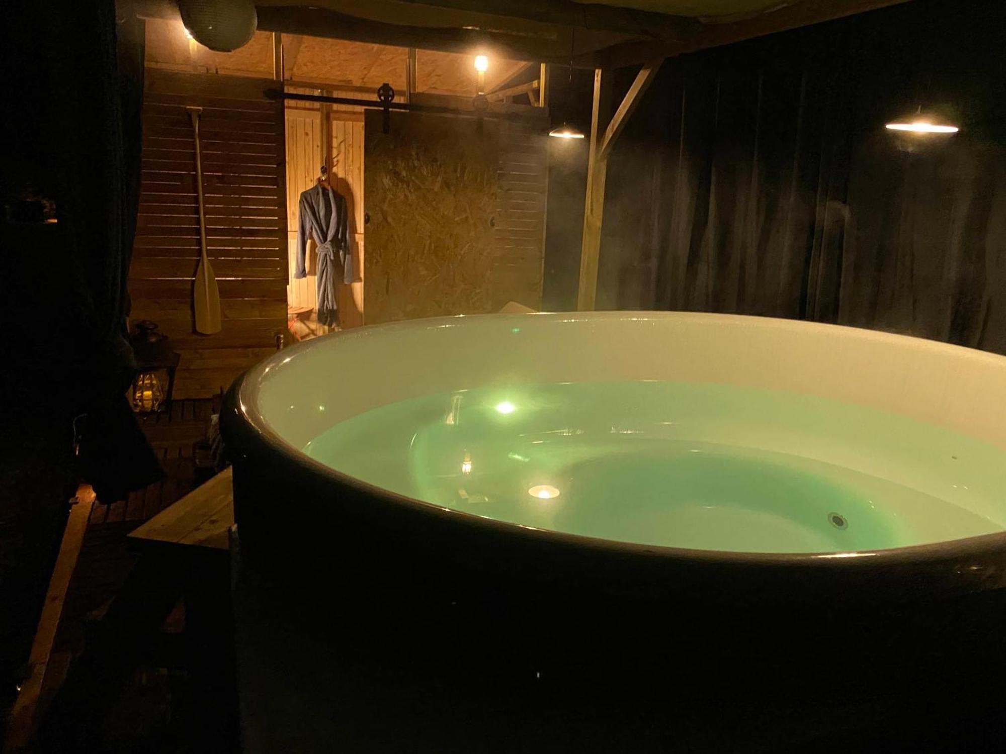 Les Mariniers Chambres D'Hotes -Guest House - Bain Nordique En Option Mareuil-sur-Cher Kültér fotó